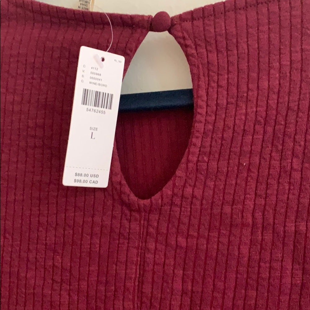 NWT bell sleeve top - Picture 4 of 5